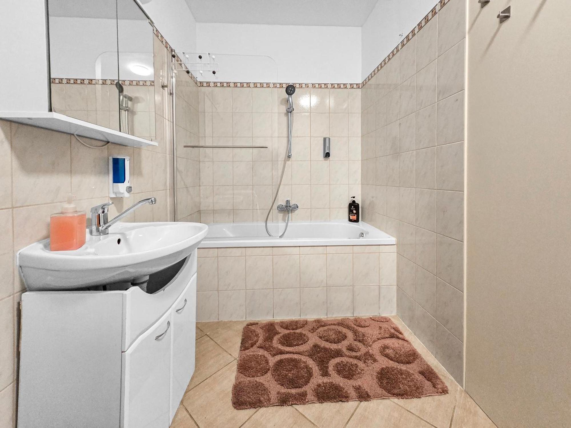 Three-Bedroom, Three King-Size Bed Retreat Wien Ngoại thất bức ảnh